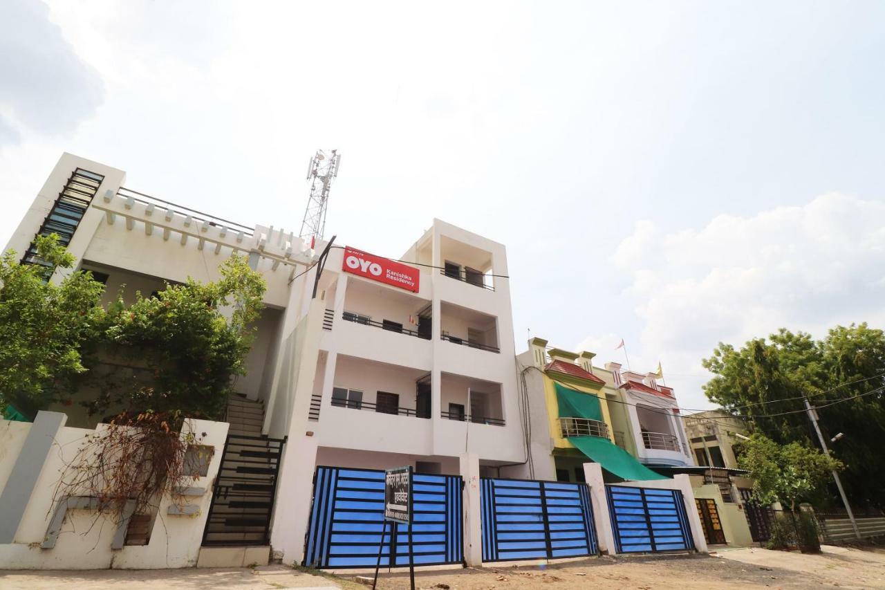 Oyo 39774 Hotel Kanishka Residency Jabalpur Exterior photo